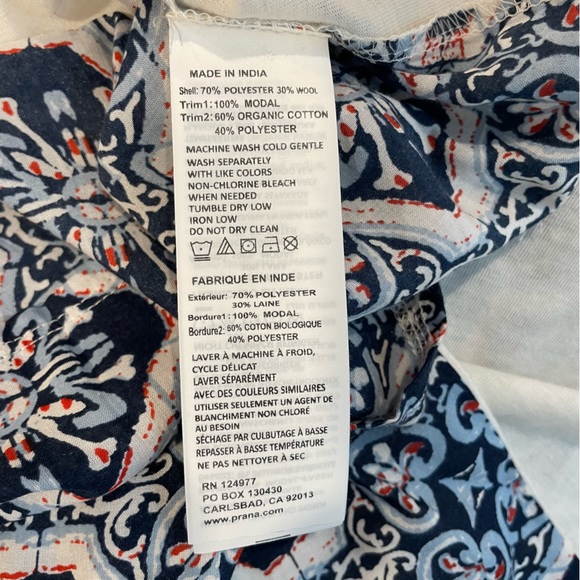 PrAna boho Chic Mandala Jivani Top Long Sleeves mosaic pattern athleisure Medium - Picture 7 of 12